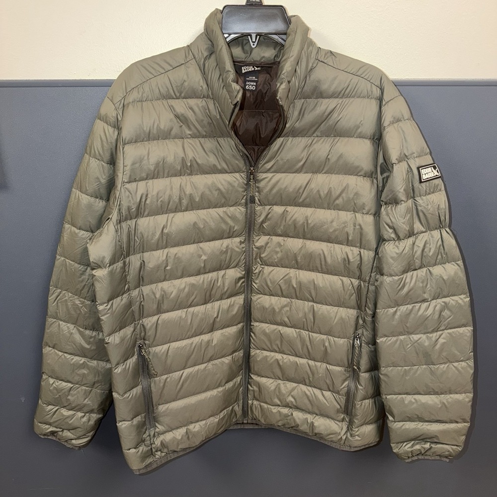 Eddie Bauer EB650 Down Jacket. Green Men's Medium Puffer Jacket